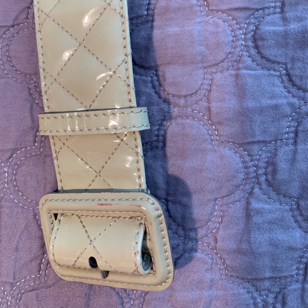 Burberry Patent Leather Quilted cream colour Belt